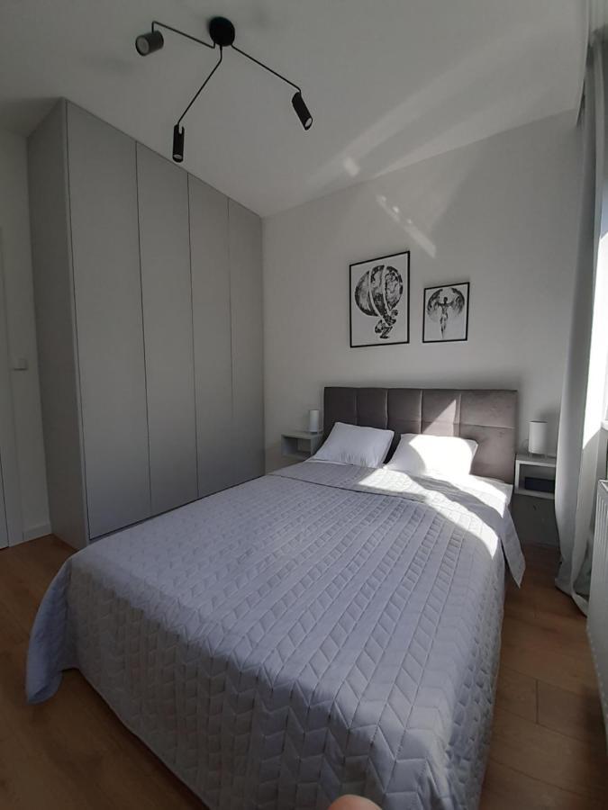 4Four Apartment, Villa Moderno, Taras, Parking Podziemny Torun Ngoại thất bức ảnh